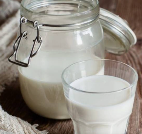 RAW Sheep’s Milk (32oz frozen)